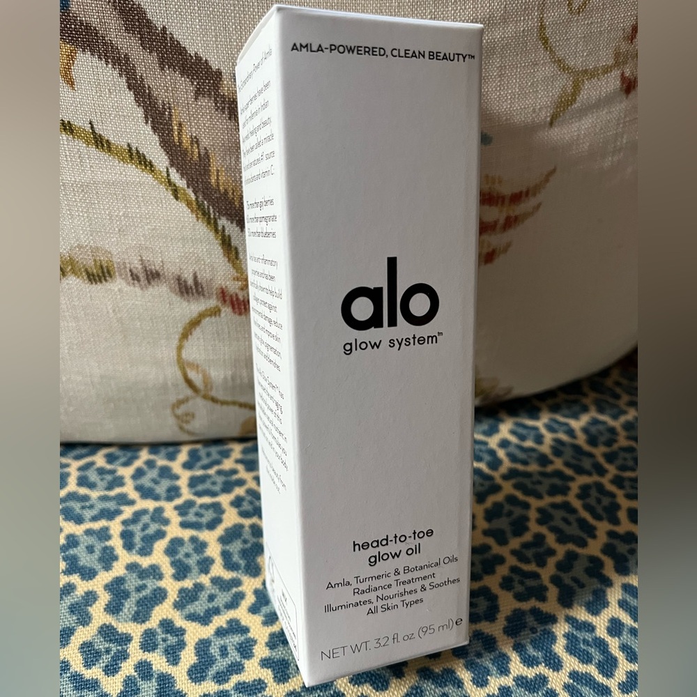 NEW, sealed alo yoga glow system head-to-to glow oil 3.2 oz